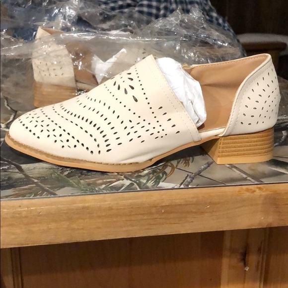 Booties - Picture 3 of 3